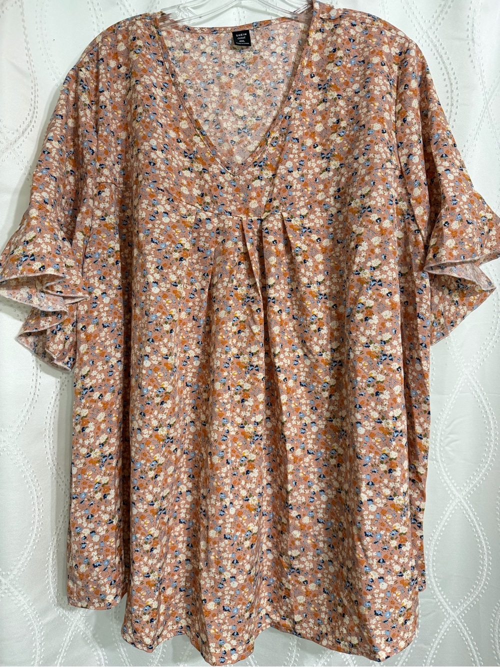 SHEIN Peach Floral V-Neck Flutter Sleeve Tunic 4XL